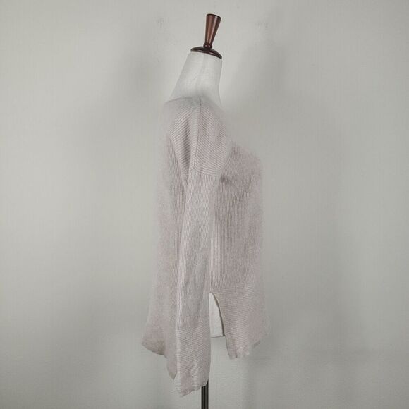 Saks Fifth Avenue Sweater XS Beige Cashmere Ribbed Comfy Cozy Minimalist Hi Lo - Picture 2 of 6